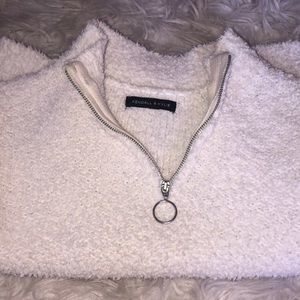 kendall & kylie white top